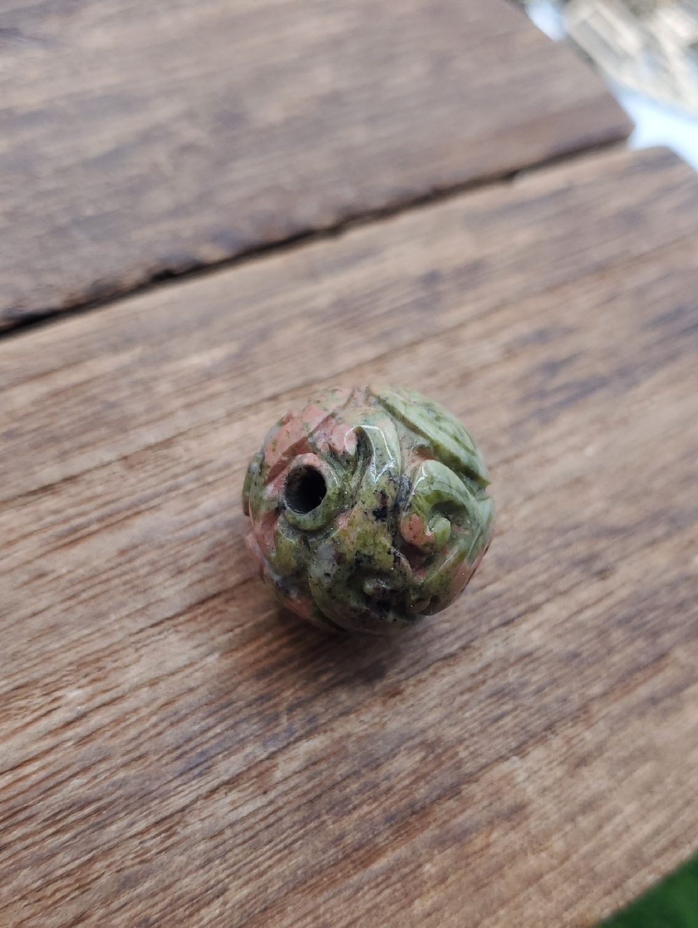 Imperial Carved Green Jade and Red Pink Stone Bead Sphere P412 Stunning! - Picture 2 of 3